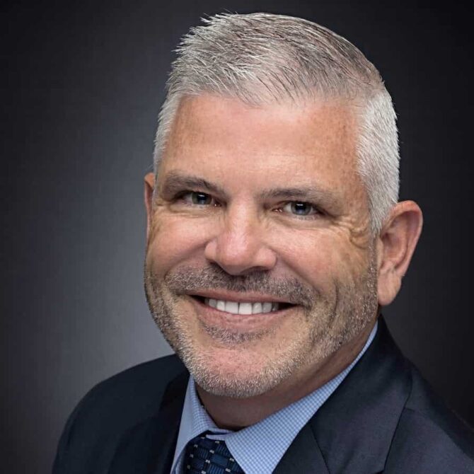 Sean Lennon, Chief Information Officer, Medtronic