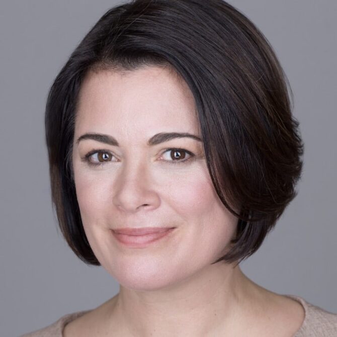 Nicole Malachowski, Thunderbird Pilot, Combat Veteran, Fighter Squadron Commander, White House Fellow and Advisor, and Indomitable Spirit