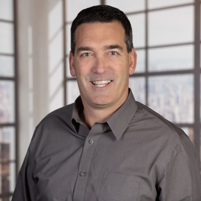 Steve DeLaura, Sales Director, HPE