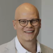 Thomas Hollmann, Geschäftsführer Anwender-IT, Bundesagentur für Arbeit, Sprecher at the AI & Integration Summit