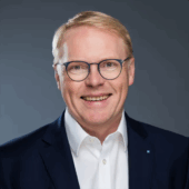 Dr. Peter Kreutter, Managing Director, WHU, Seminarleitung Inland at the Leadership Excellence Program