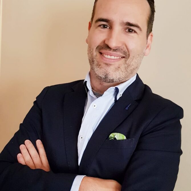 Javier Sánchez-Ureta, PSPO - Chapter Lead Risk & Governance, Roche, Ponente at the CIO ForwardTech & ThreatScape Spain