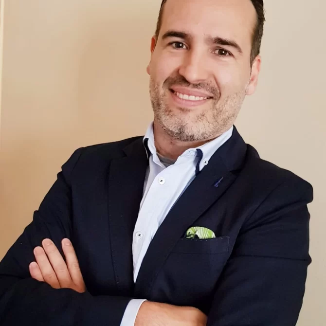 Javier Sánchez-Ureta, PSPO - Chapter Lead Risk & Governance, Roche, Ponente at the CIO ForwardTech & ThreatScape Spain