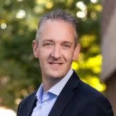 Eduard de Vries Sands, AI Executive Advisor, PatientPoint, Speaker at the CIO 100 Leadership Live New York: IT Leadership & Innovation