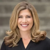 Gayle Grasso, Executive GM, Unframe, Speaker at the CIO 100 Leadership Live Boston