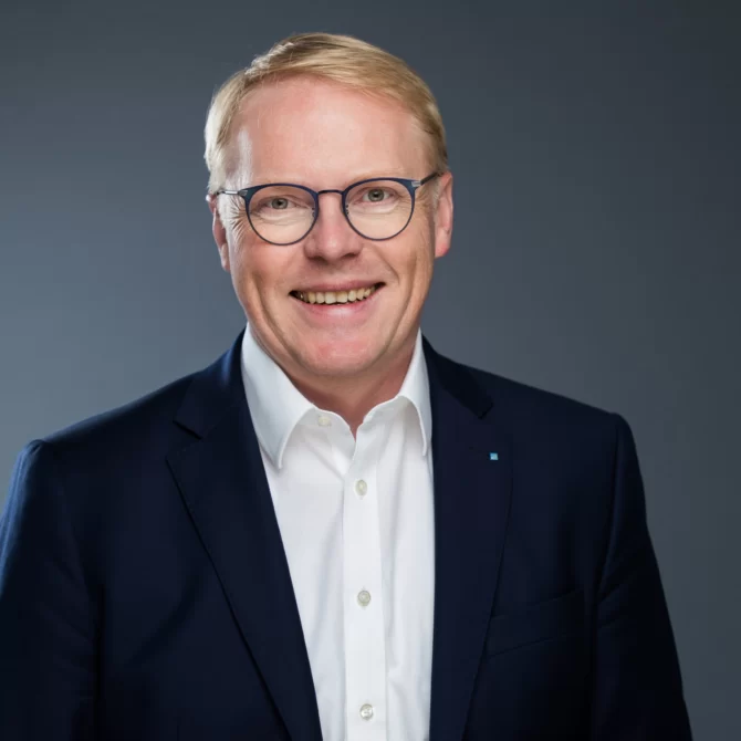 Dr. Peter Kreutter, CFA, Managing Director Foundations & Kuratoriumsmitglied der CIO Stiftung, WHU – Otto Beisheim School of Management , Sprecher at the CIO des Jahres